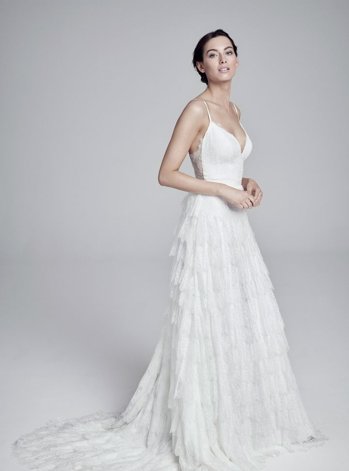 Suzanne Neville Dantel Gelinlik