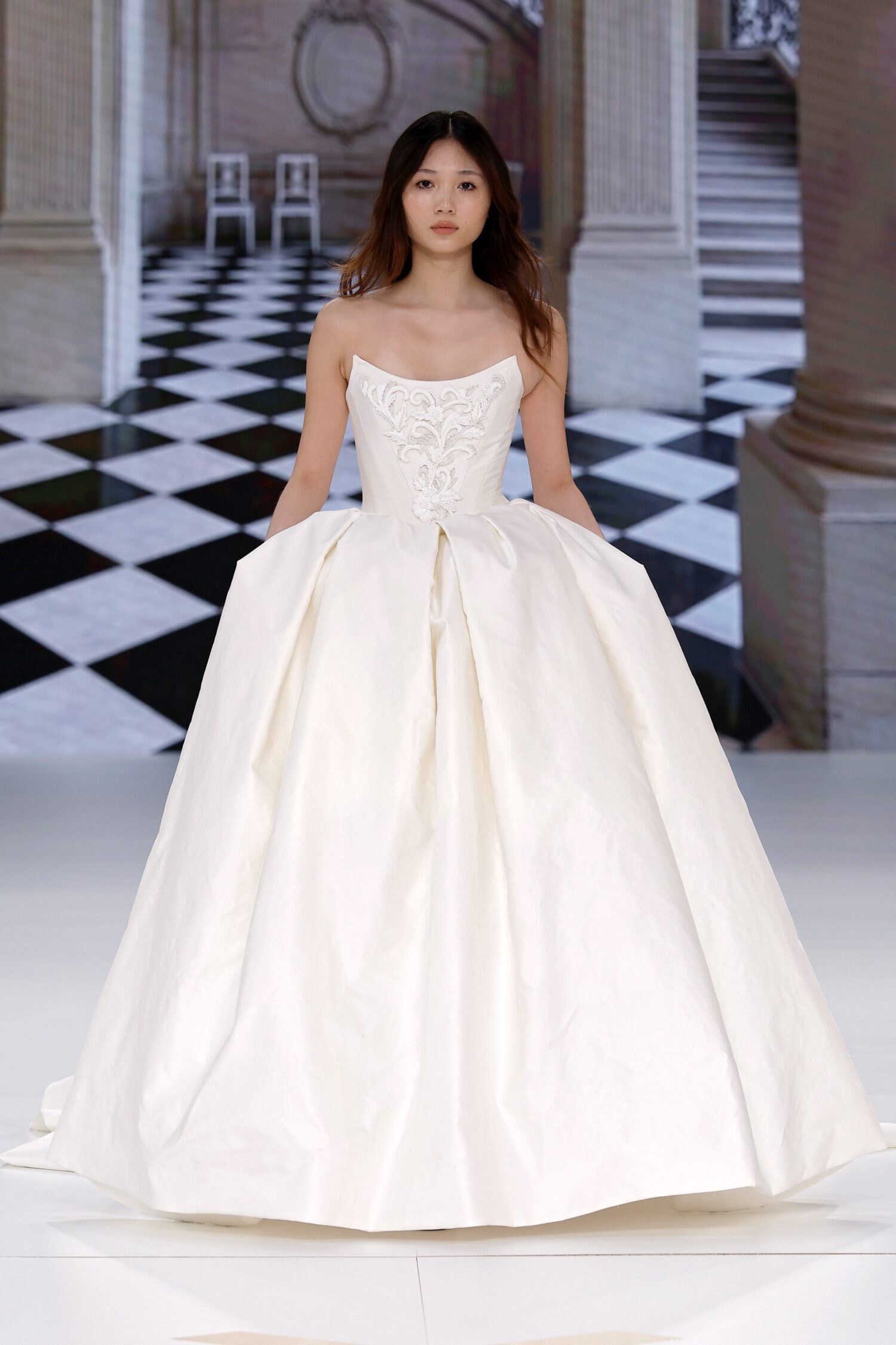 2026 Yolan Cris -13-26