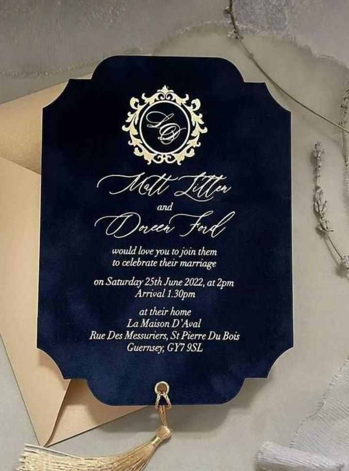 DVT-136-26 Düğün Kadife Davetiye