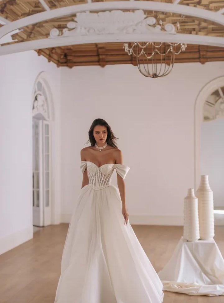 2025 Wona Concept -16-25 A Kesim Düşük Omuz Gelinlik