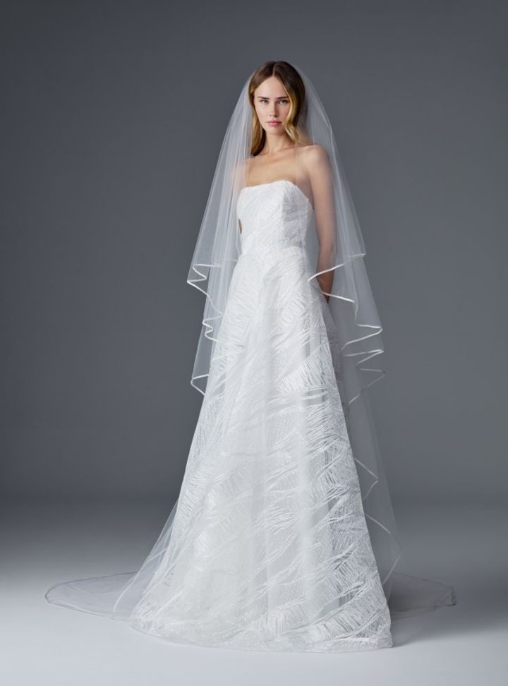 2025 Naeem Khan Straplez Yaka Gelinlik