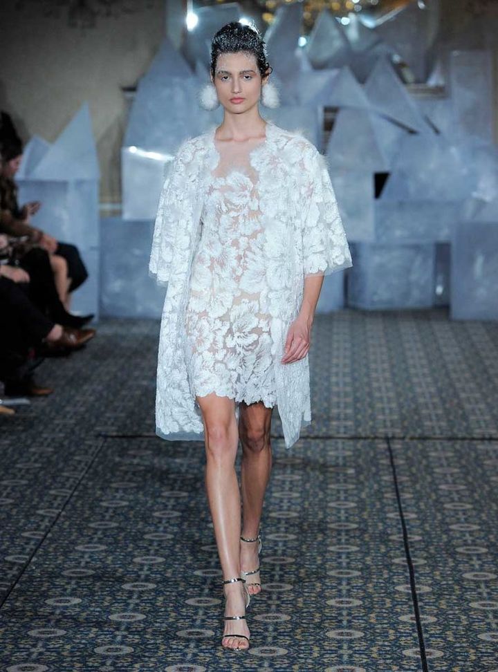 Mira Zwillinger Dantelli Mini Gelinlik