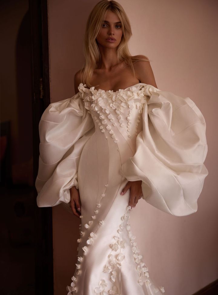 2025 Milla Nova -25-25 Balık Kesim Gelinlik