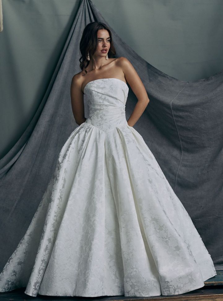 2026 Anne Barge-17-26 Prenses Kesim Straplez Göğüs Dekolteli Gelinlik