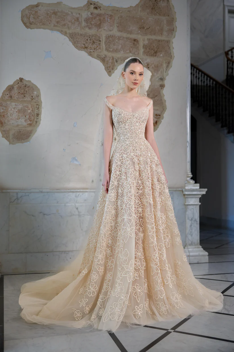 2026 Georges Hobeika -12-26 A Kesim Düşük Omuz Göğüs Dekolteli Gelinlik