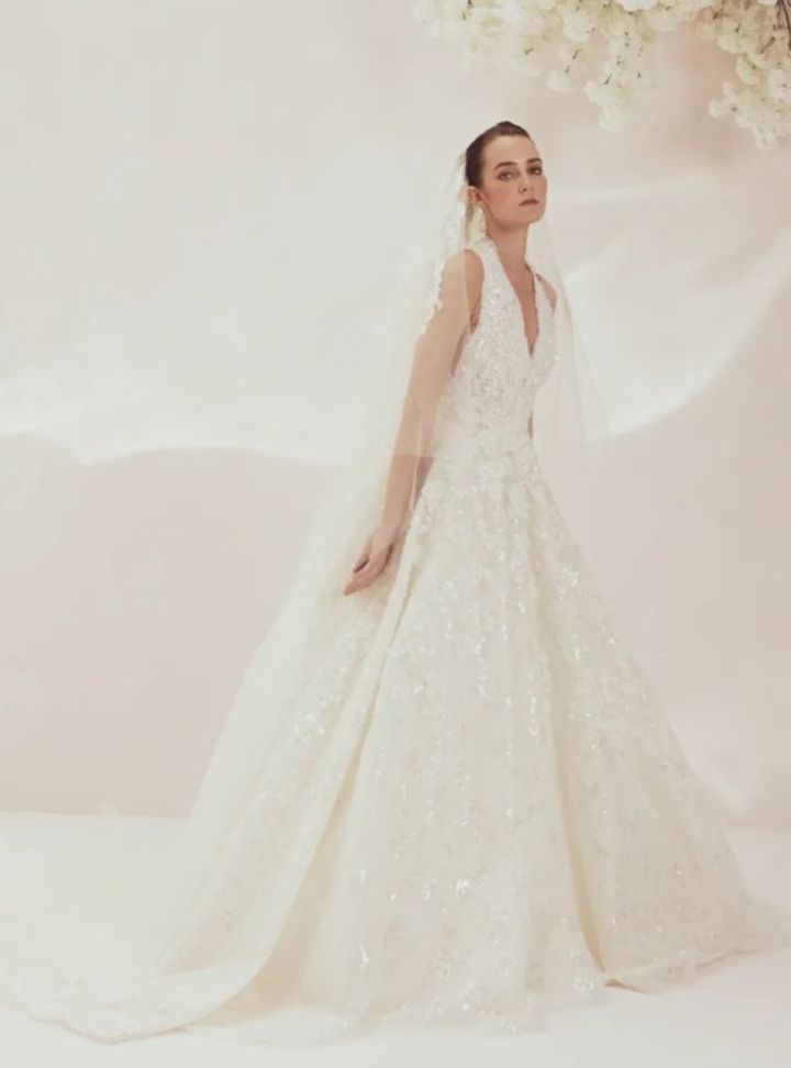 2025 Rami Al Ali -8-25 A Kesim V Yaka Modern Gelinlik