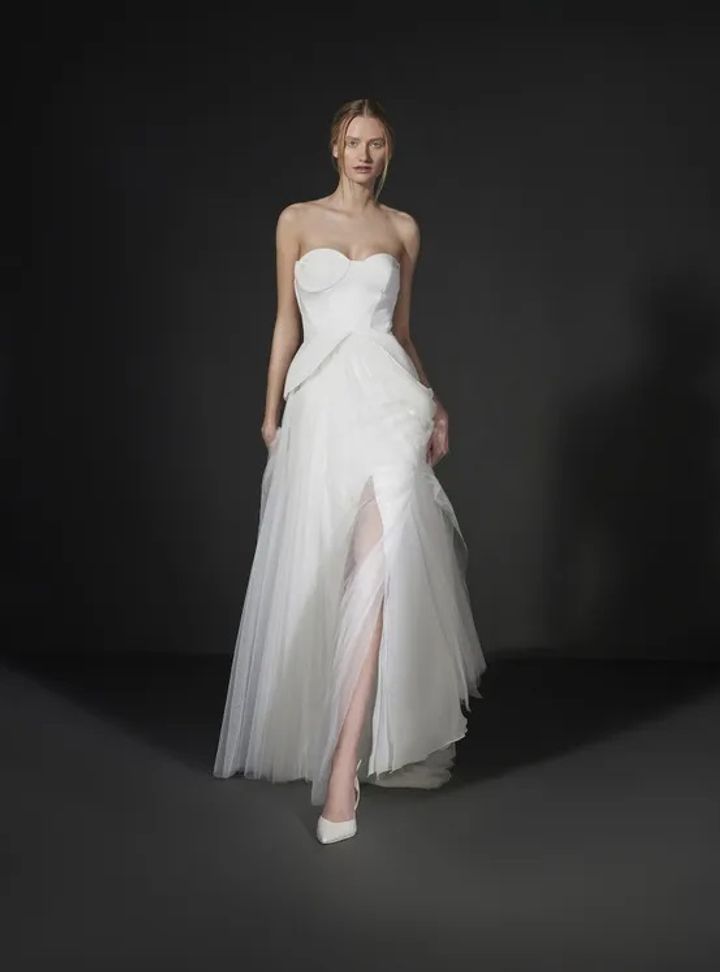 2025 Pronovias -3-25