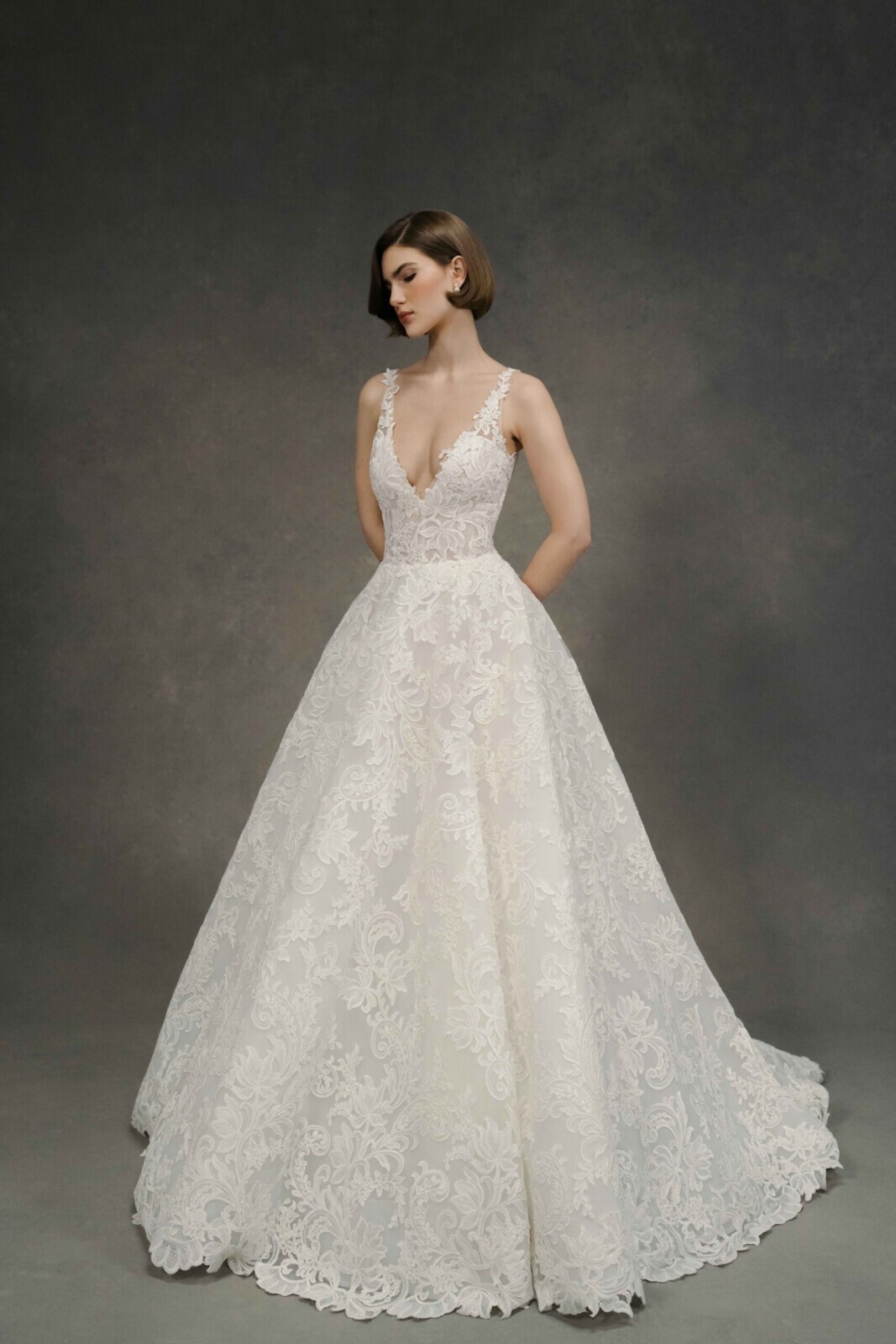 2026 Anne Barge -3-26 A Kesim V Yaka Göğüs Dekolteli Gelinlik