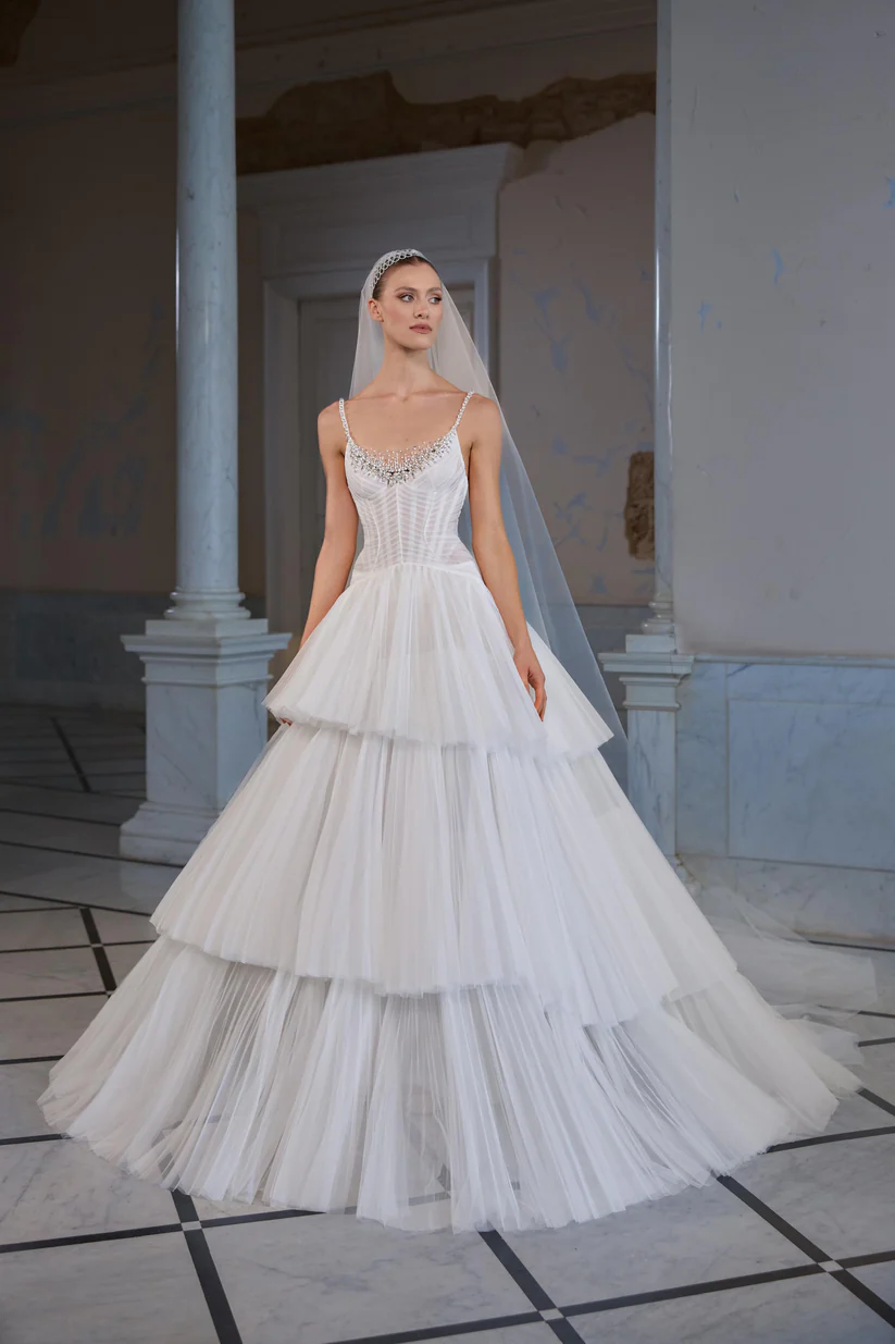 2026 Georges Hobeika -13-26 A Kesim V Yaka Modern Gelinlik