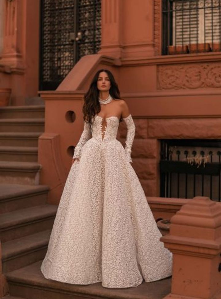 2025 Berta Straplez Yaka A Kesim Gelinlik