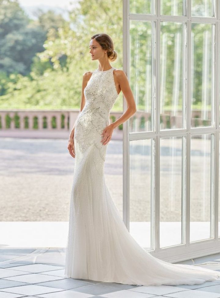 Halter Yaka İşlemeli Gelinlik