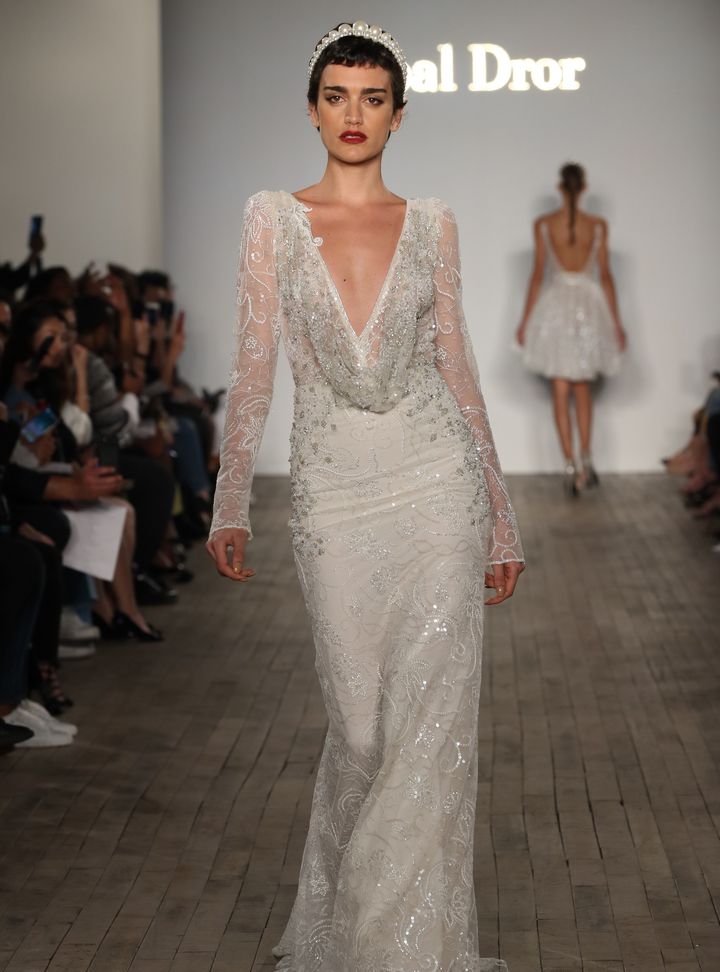 Inbal Dror Degaje Yakalı Gelinlik Modeli