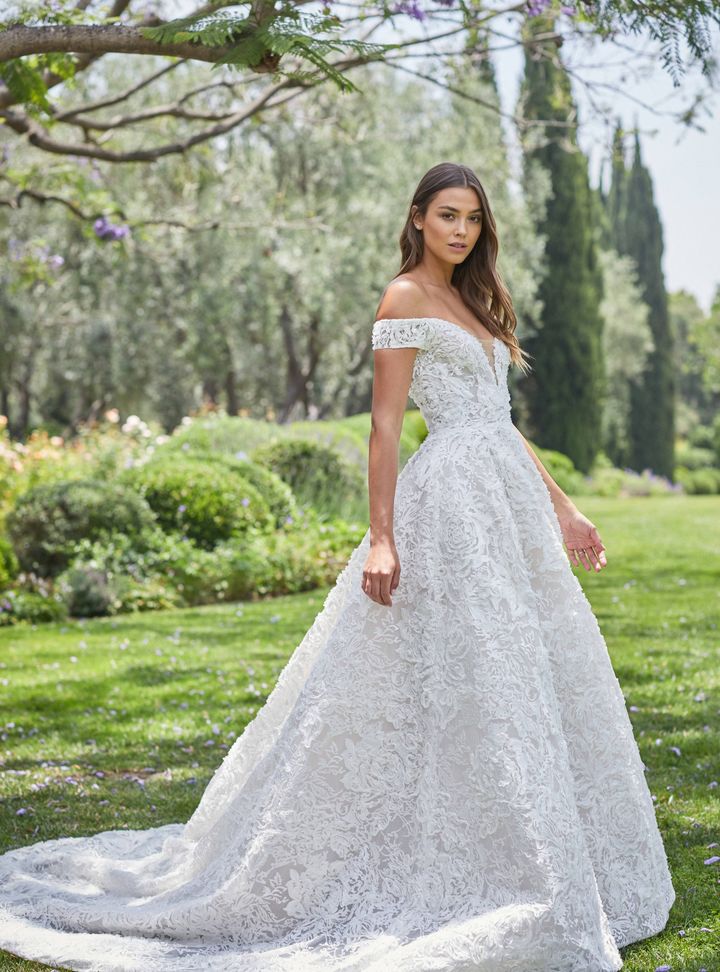 Monique Lhuillier Kabarık Gelinlik