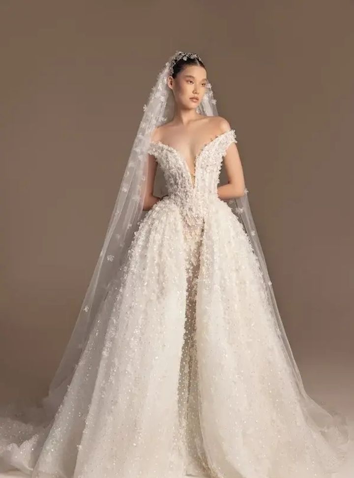 2025 Tony Ward -22-25 A Kesim Gelinlik