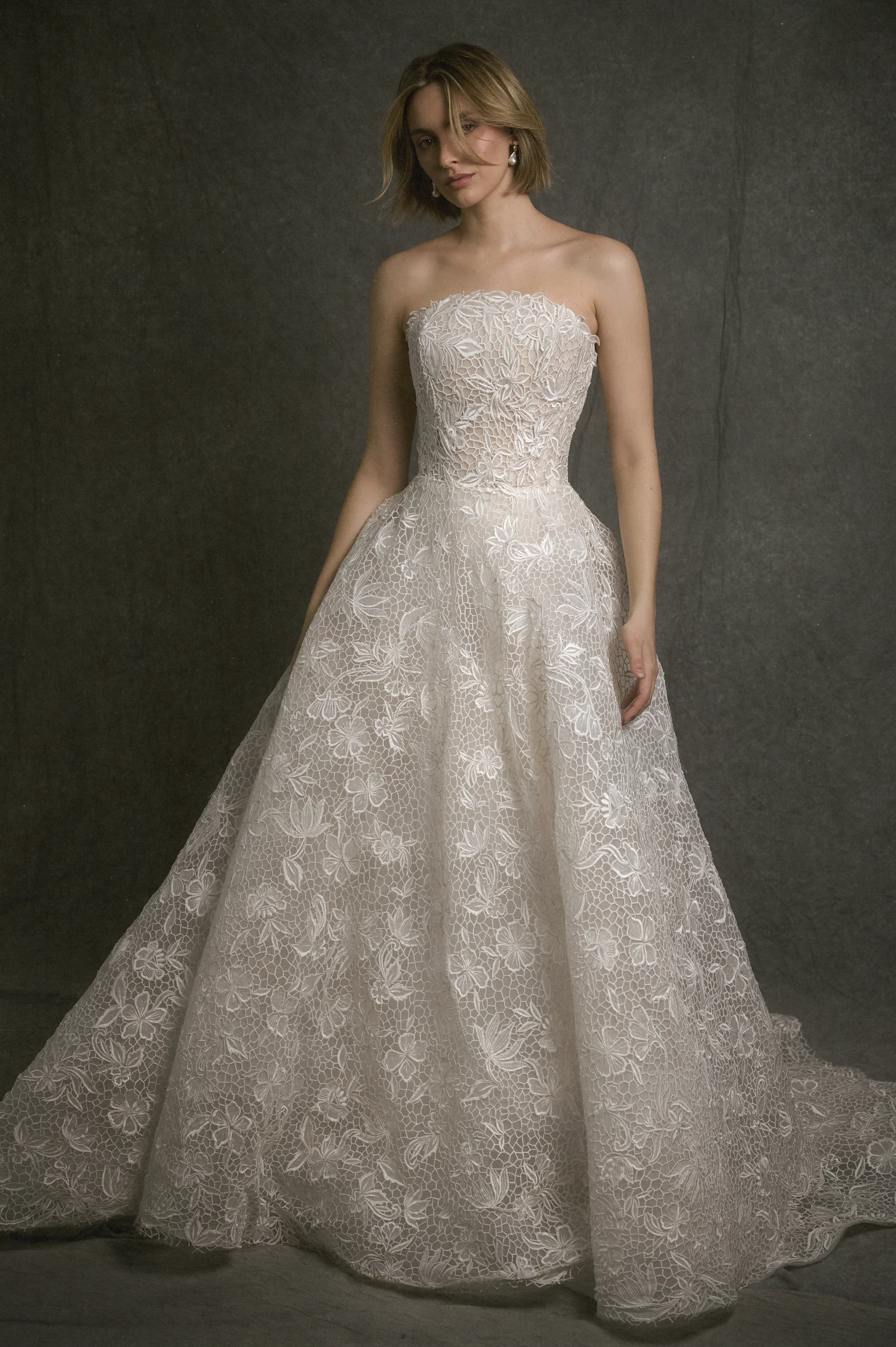 2026 Enaura -6-26 A Kesim Straplez Sırt Dekolteli Gelinlik