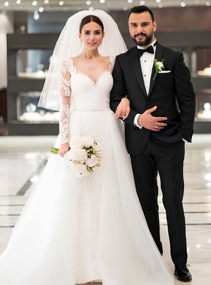 Buse Varol Gelinlik Modeli