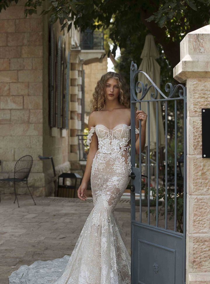 Berta Dantelli Balık Gelinlik