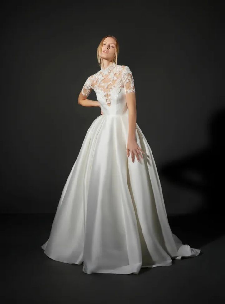 2025 Vera Wang Kısa Kollu A Kesim Gelinlik