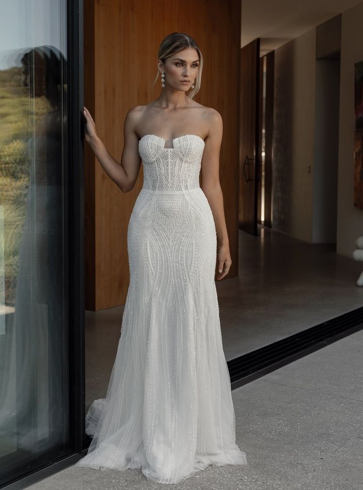 2025 La Premiere Bridal -2-25 Straplez Modern Düz Kesim Gelinlik