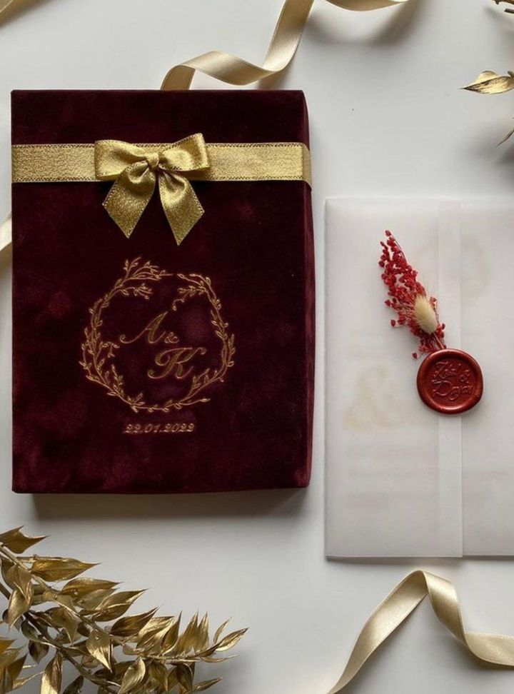 DVT-217-26 Kadife Düğün Davetiye