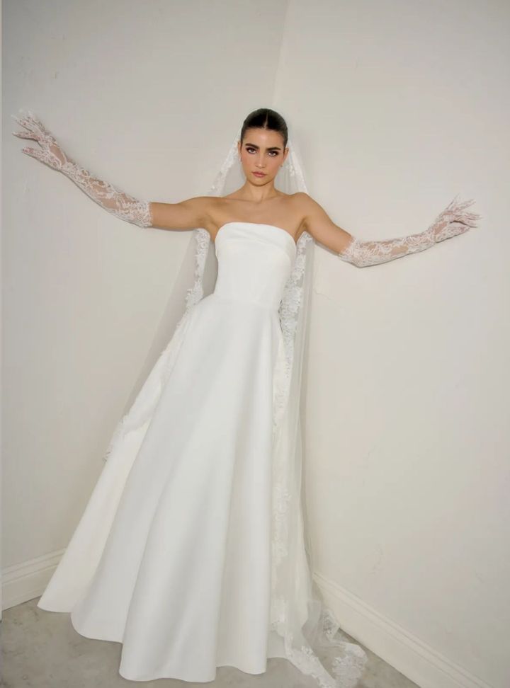 2026 Justin Alexander-35-26 A Kesim Straplez Modern Gelinlik