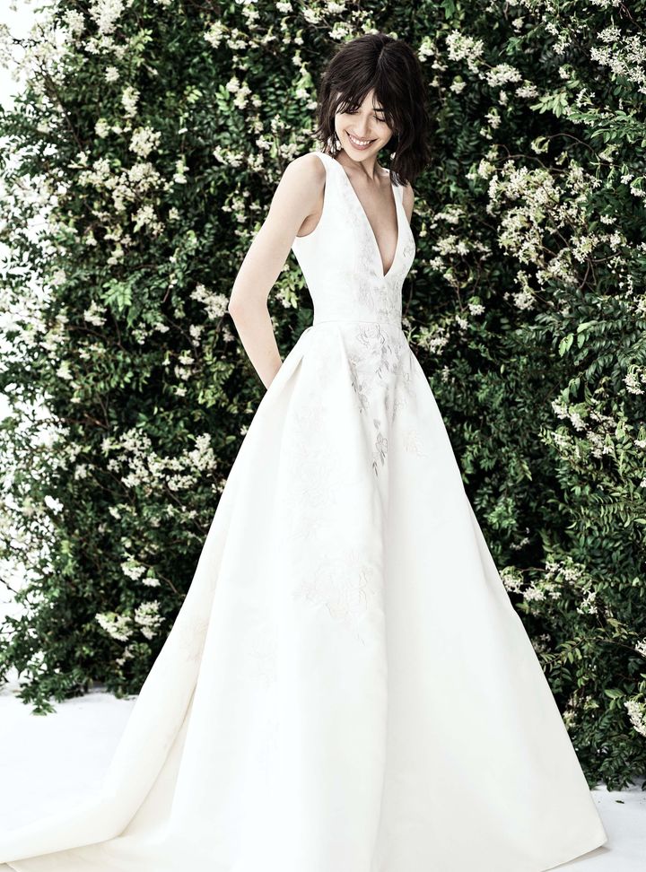 Carolina Herrera Derin V Yaka Gelinlik