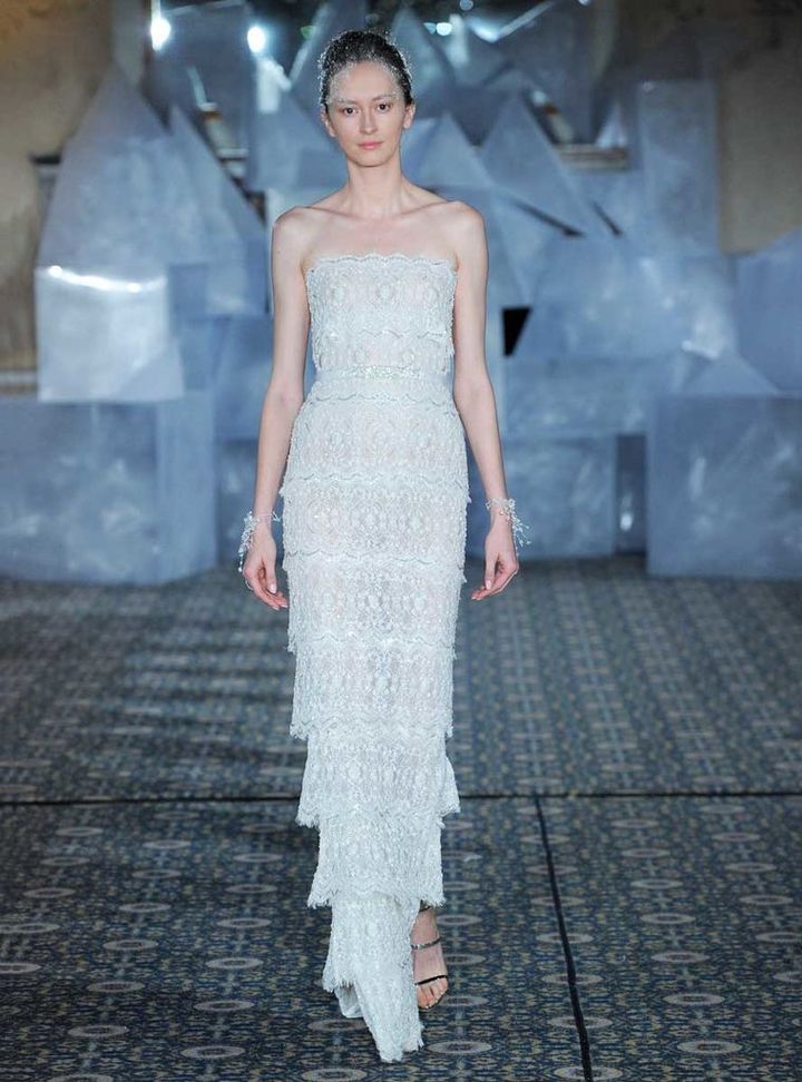 Mira Zwillinger  Katlı Etekli Straplez Gelinlik