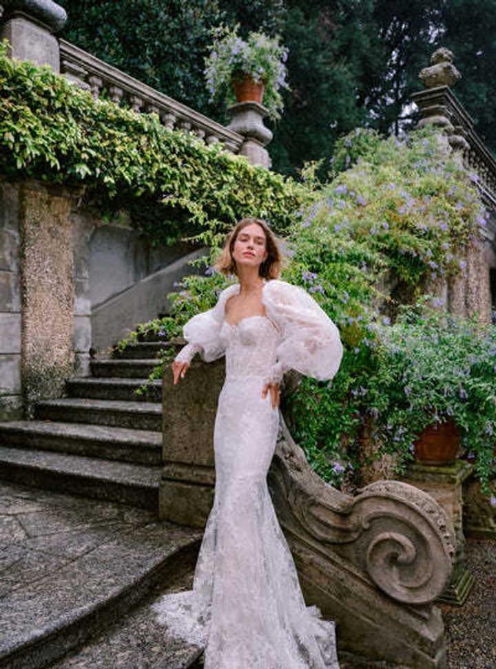 2025 Monique Lhuillier Karpuz Kol Balık Kesim Gelinlik