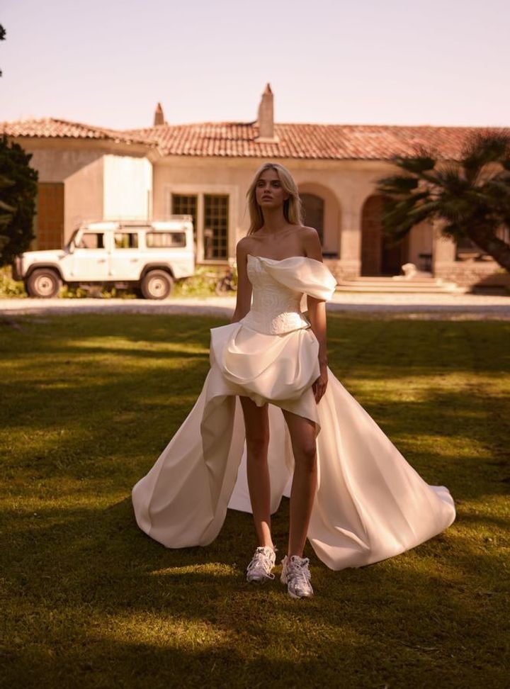 2025 Milla Nova -10-25 A Kesim Gelinlik