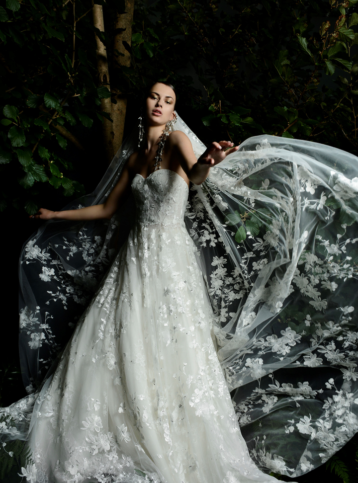 Naeem Khan A Kesim Gelinlik A Kesim Straplez Göğüs Dekolteli Gelinlik