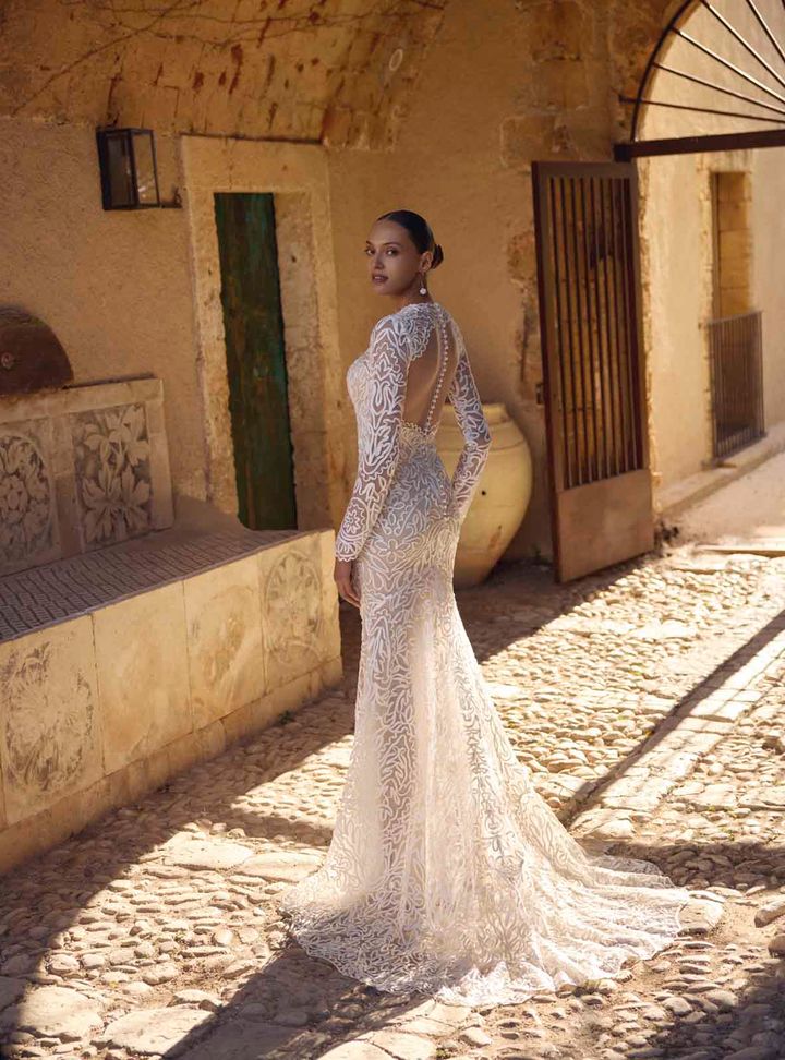 Modeca Gelinlik 12-26 Balık Kesim Vintage Sırt Dekolteli Gelinlik