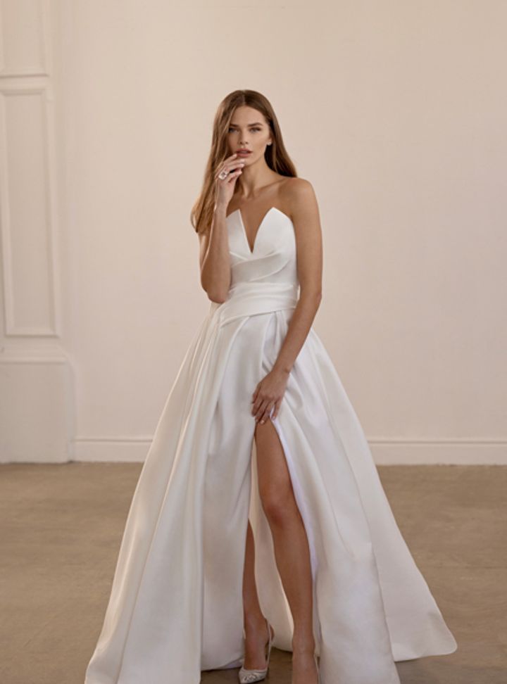 Lihi Hod Yırtmaçlı Gelinlik