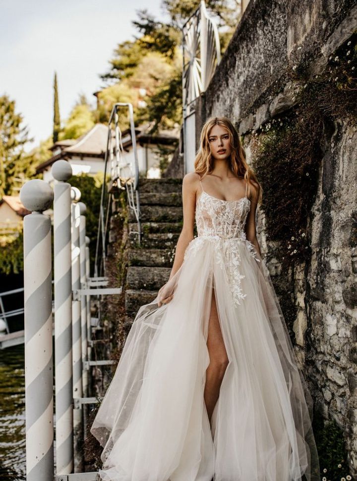 Berta İp Askılı Gelinlik