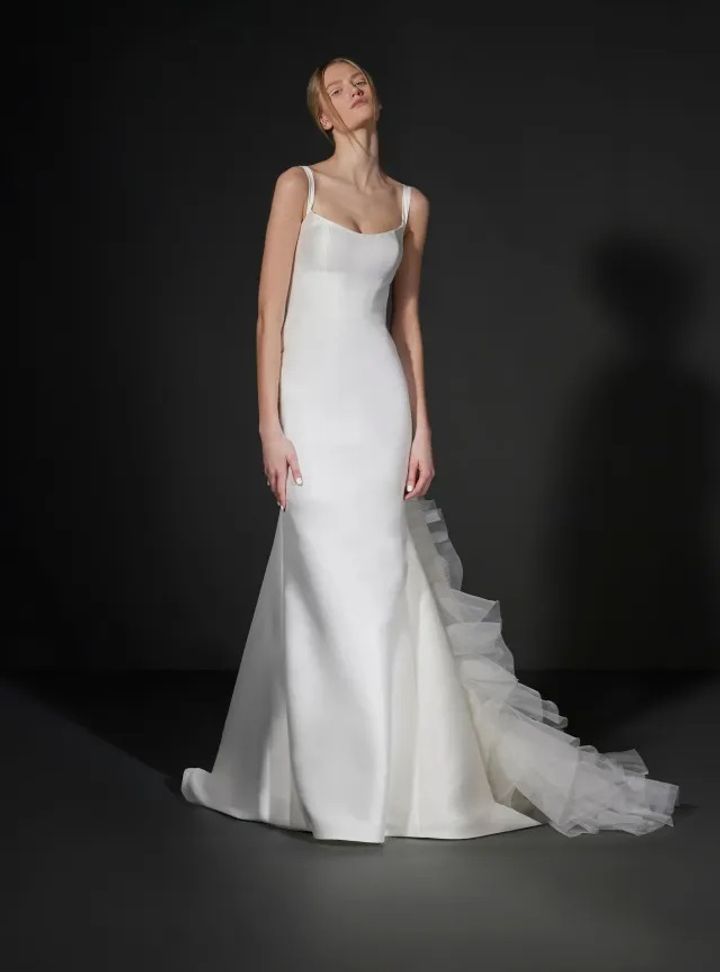 2025 Vera Wang Askılı Balık Kesim Gelinlik