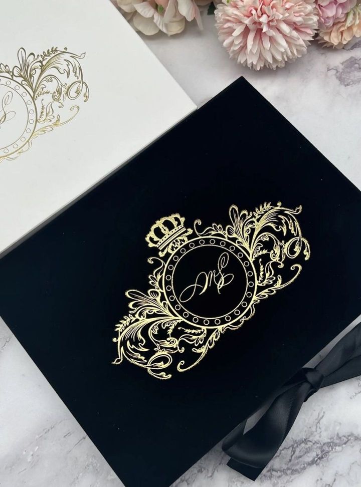 DVT-215-26 Kadife Düğün Davetiye