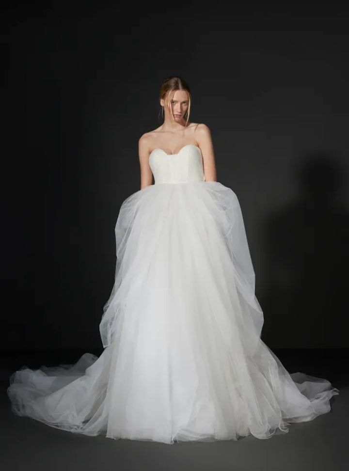 2025 Vera Wang Straplez Yaka A Kesim Gelinlik