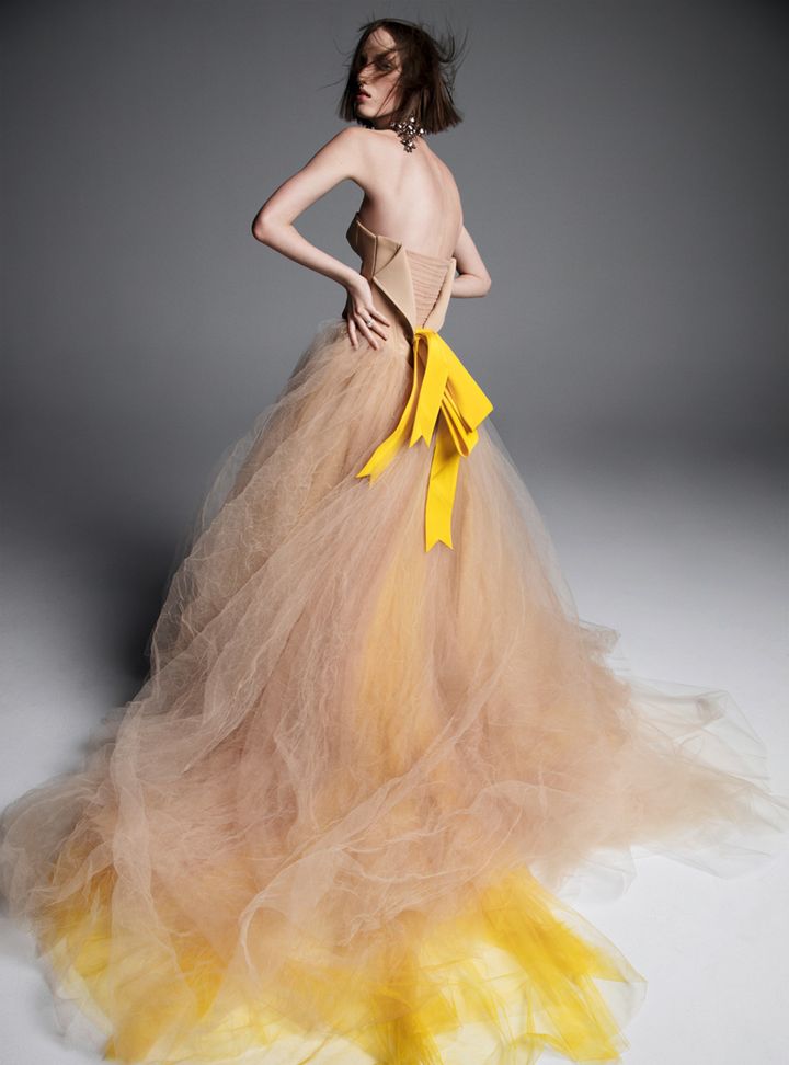 Vera Wang Sarı Fiyonklu Renkli Gelinlik