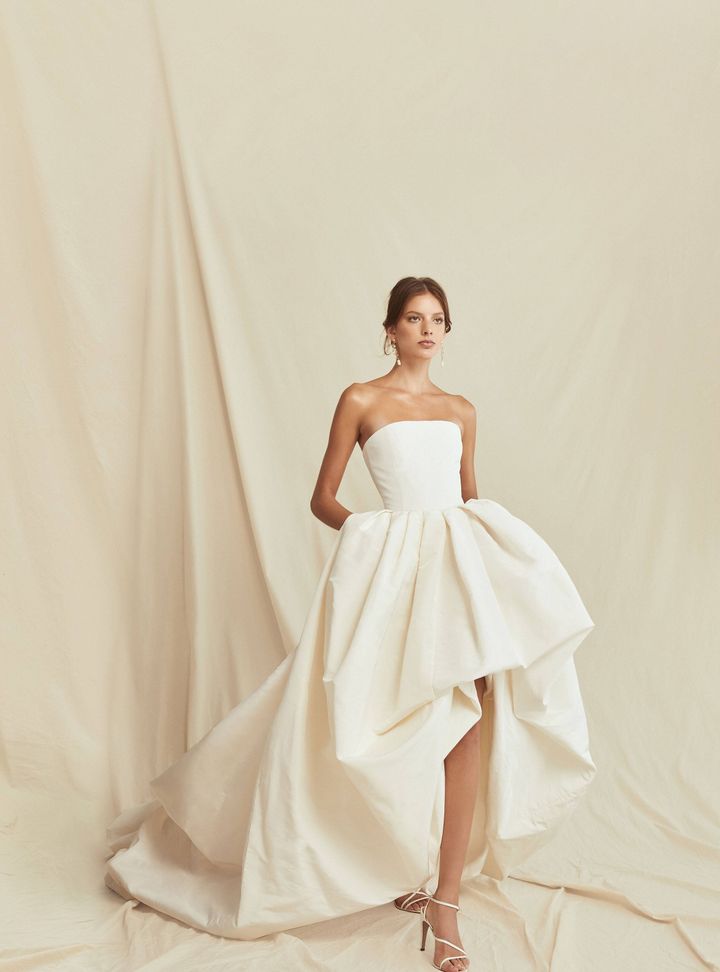 Oscar de la Renta Önü Kısa Arkası Uzun Gelinlik