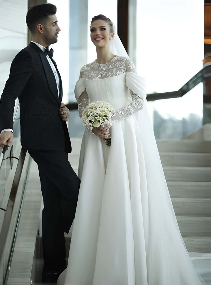 Yasemin Şefkatli Gelinlik Modeli