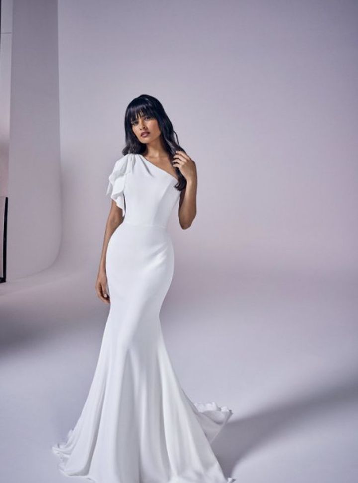 Suzanne Neville Tek Omuz Gelinlik