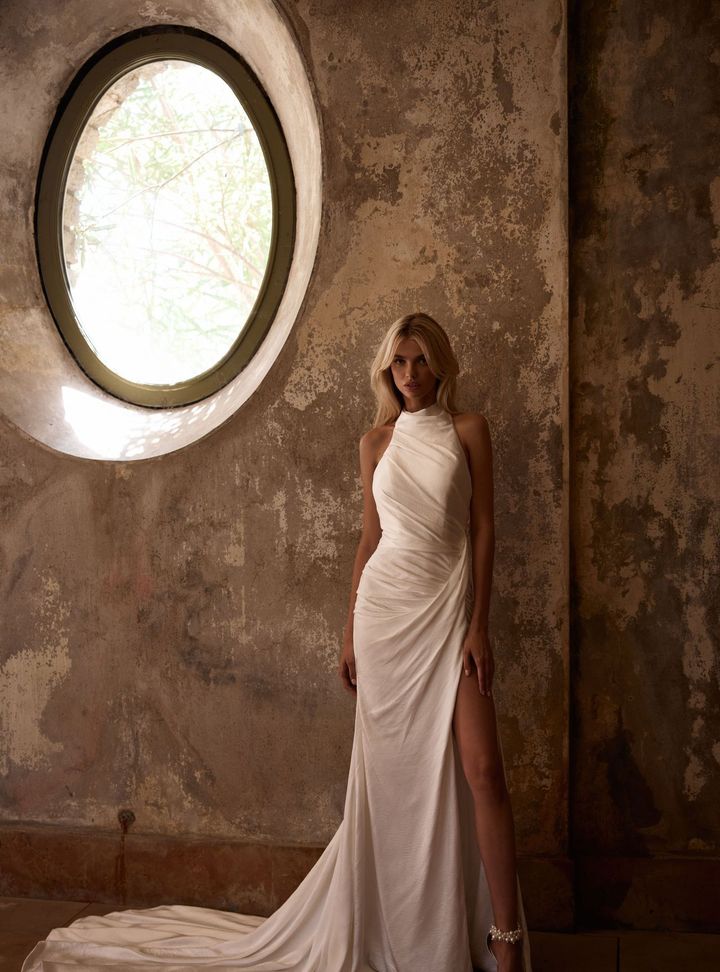 2025 Milla Nova -19-25 Balık Kesim Gelinlik