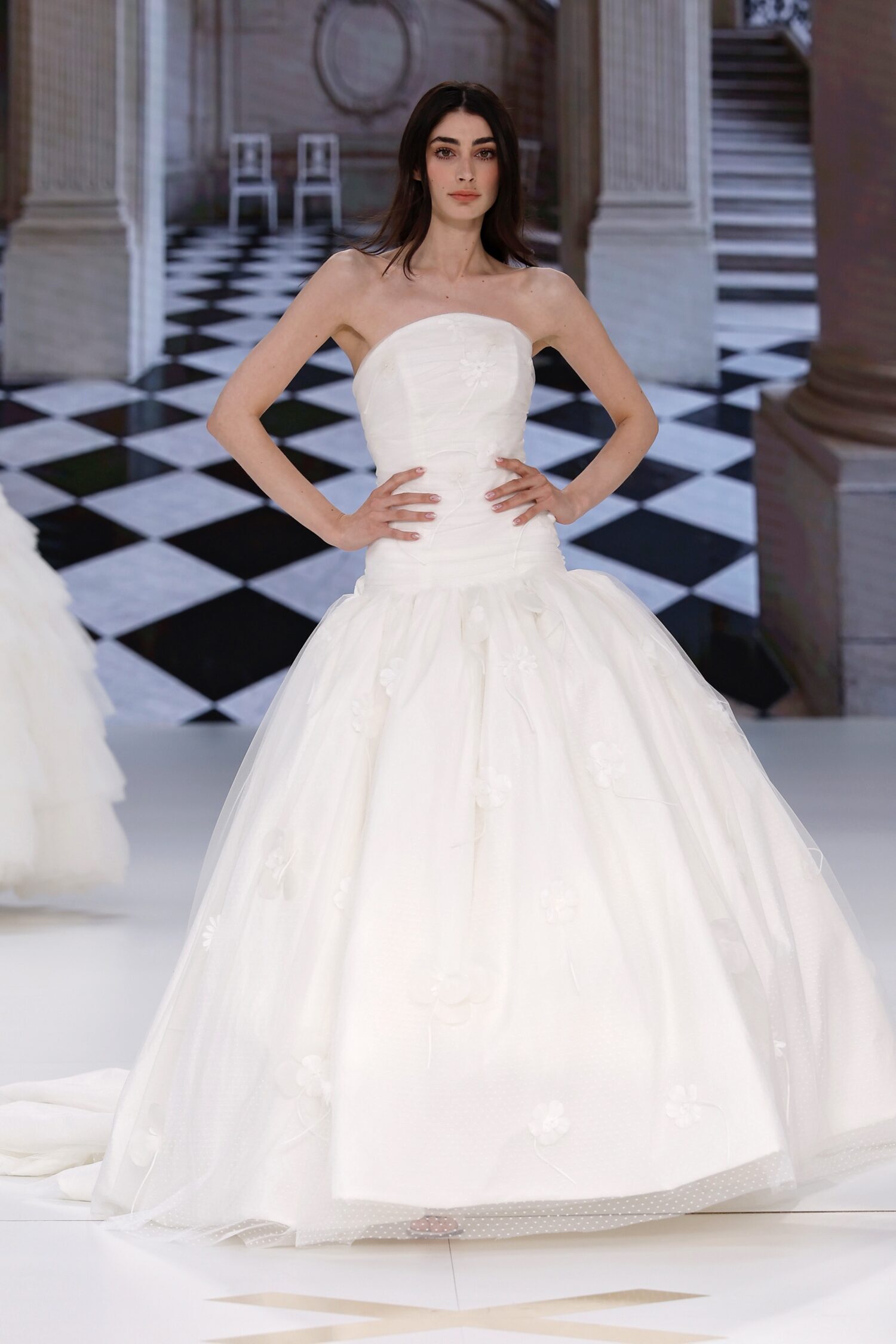 2026 Yolan Cris -17-26