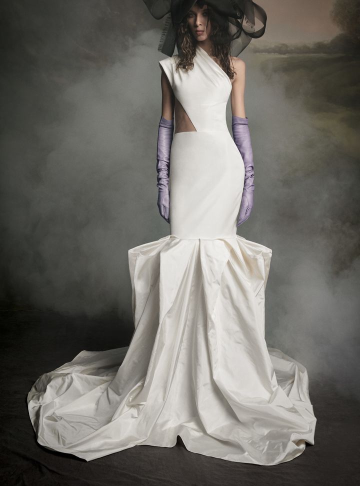 Vera Wang Tek Omuz Balık Kesim Gelinlik