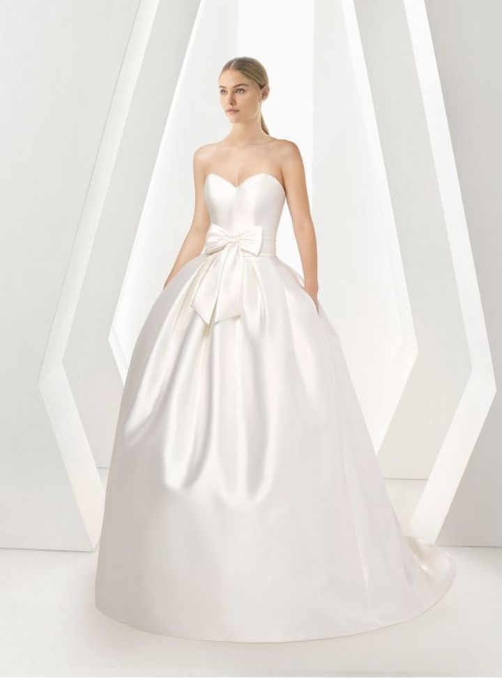 Rosa Clara Fiyonk Detaylı Gelinlik