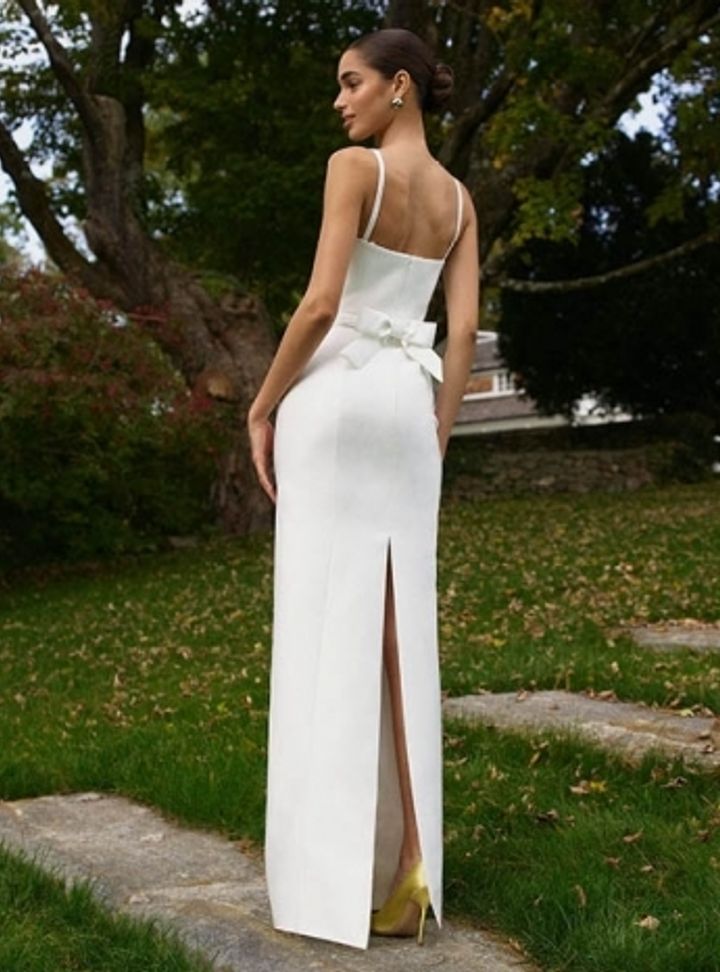 Carolina Herrera Fiyonklu Gelinlik