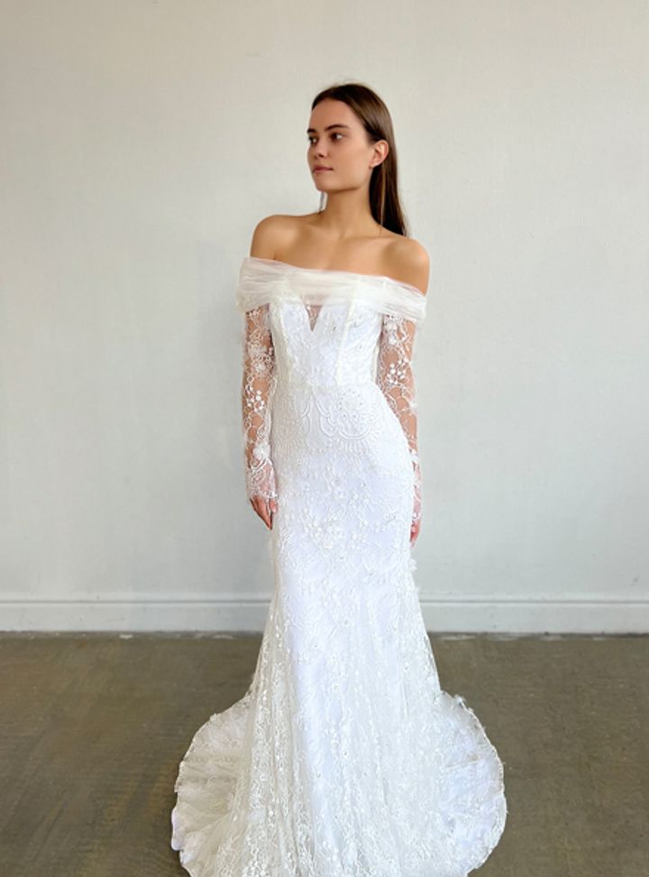 Lihi Hod Düşük Omuz Gelinlik