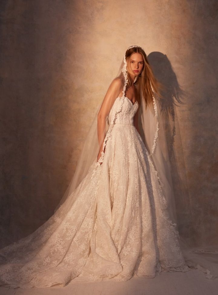 2025 Francesca Miranda -19-25 A Kesim Straplez Göğüs Dekolteli Gelinlik