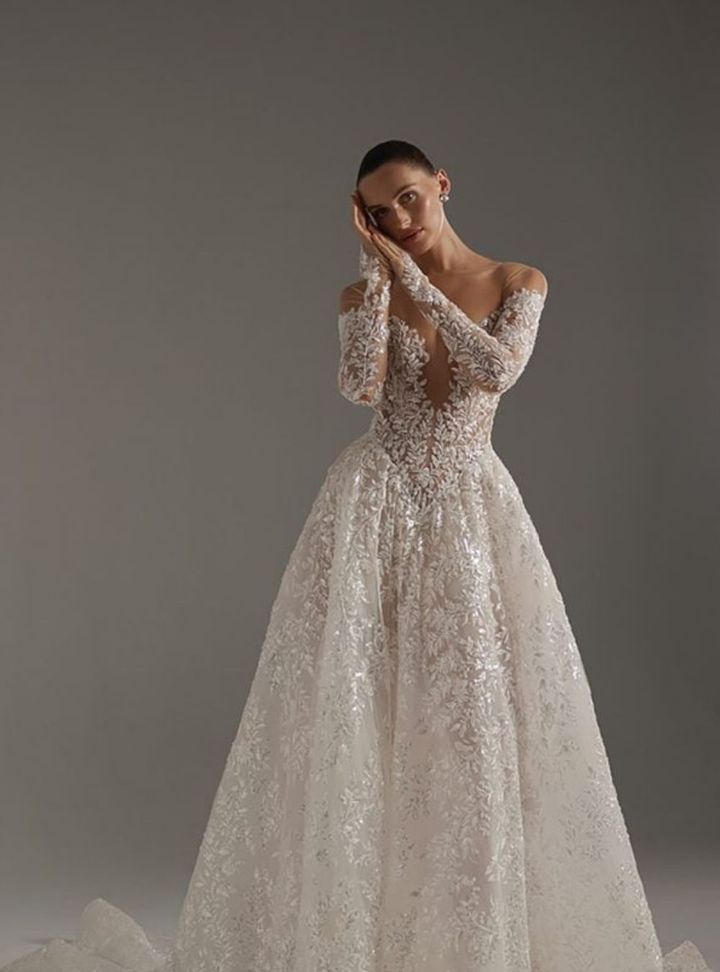 Amara 6 - Berta Couture  Prenses Kesim Sırt Dekolteli Göğüs Dekolteli Gelinlik