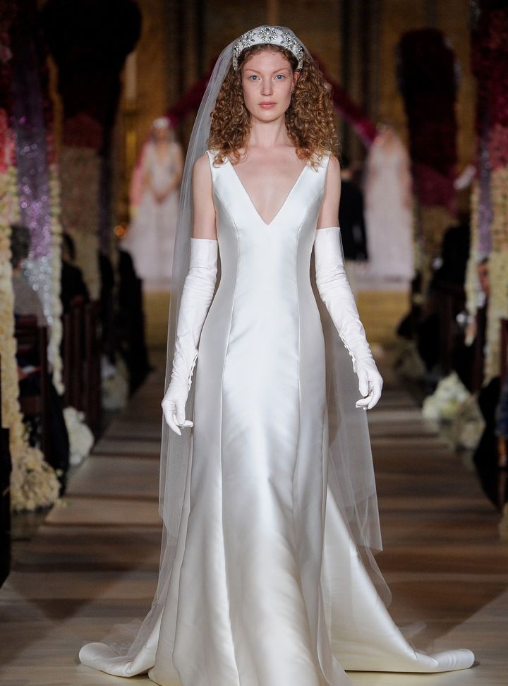 Reem Acra Sade Gelinlik