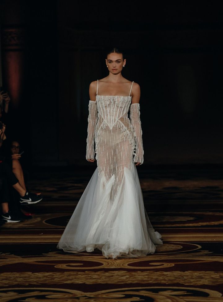 Berta -11-25 Balık Kesim Gelinlik